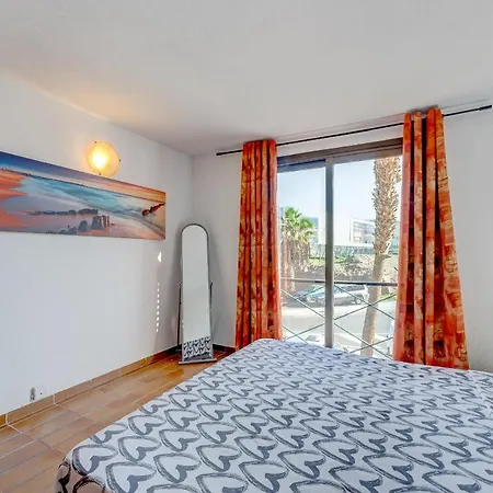 Lejlighed 3 Bedrooms Townhouse Lively Area Close To A