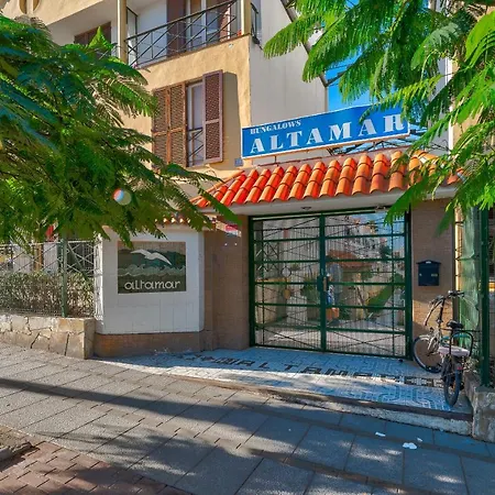 아파트 3 Bedrooms Townhouse Lively Area Close To A 아로나
